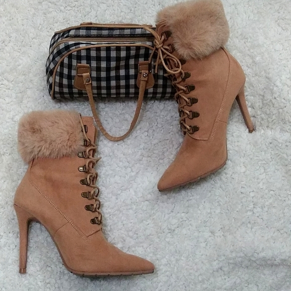 Tennie Bootie Point-Toe Size: 8 - Picture 10 of 17